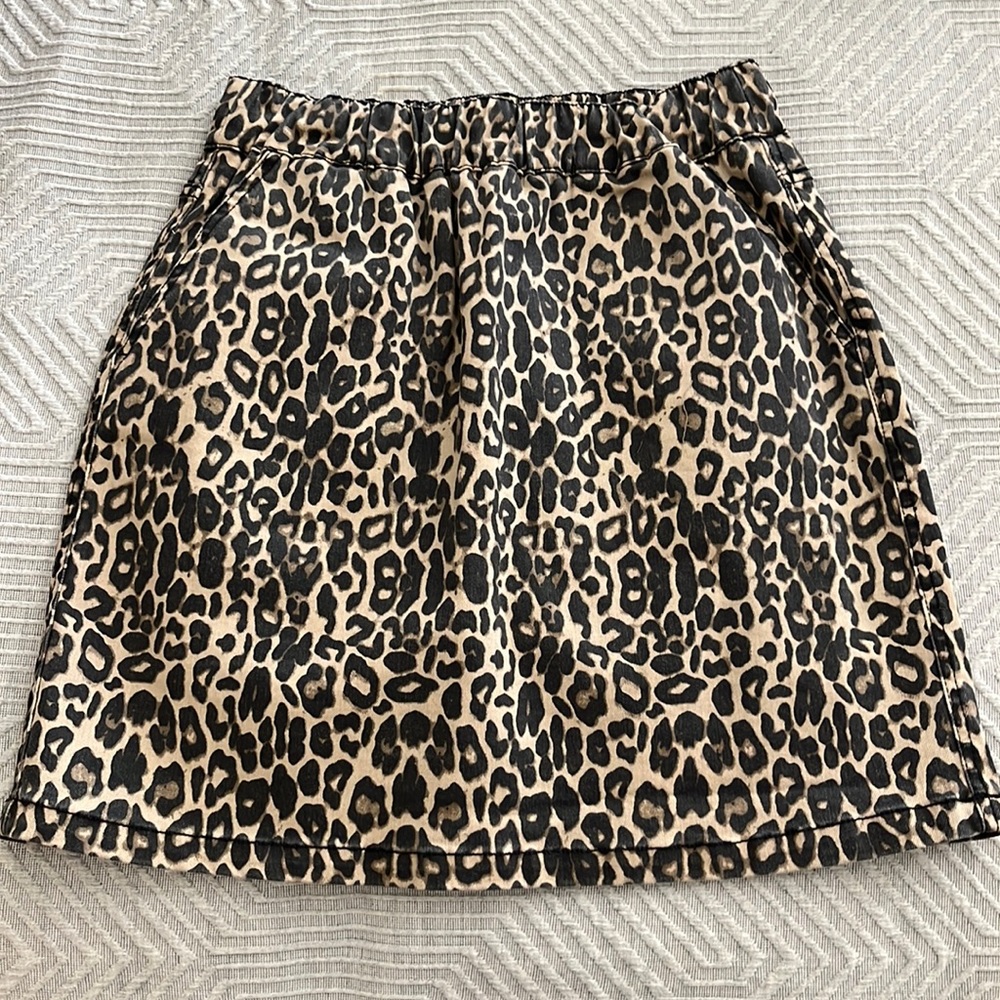 Boston Proper Animal Print Skort - Black and Tan